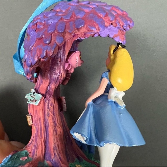 Disney ALICE IN WONDERLAND Cheshire Cat
Tree RARE Sketchbook Ornament 2014 - Picture 6 of 11